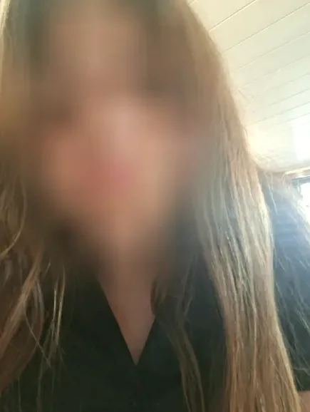 Amalie, 27