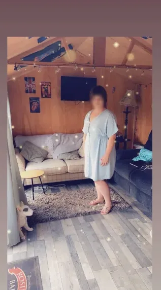 Anne, 27