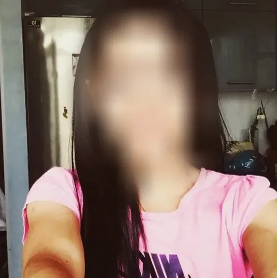 Camilla, 33