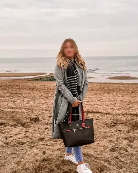 Katrine, 31