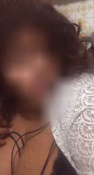Lejla, 29