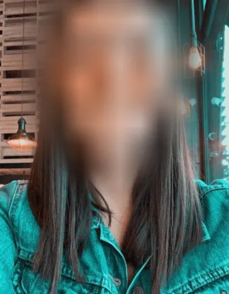 Malou, 24