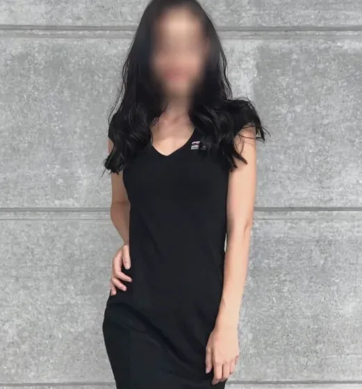 Marie, 32